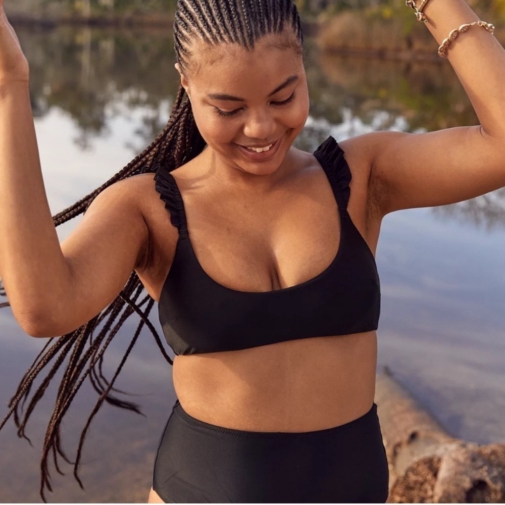 NEW Aerie Ruffle Scoop Black Bikini Top